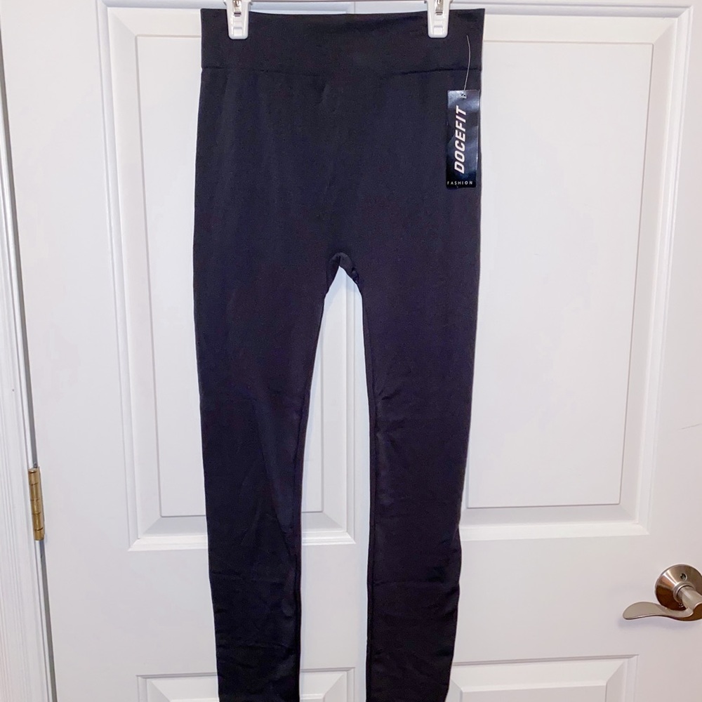 Charcoal leggings! Super stretchy!